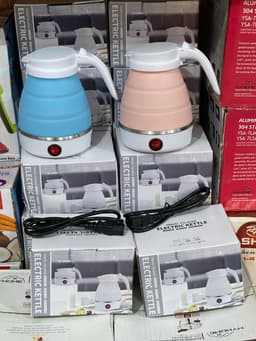 Foldable electric kettle